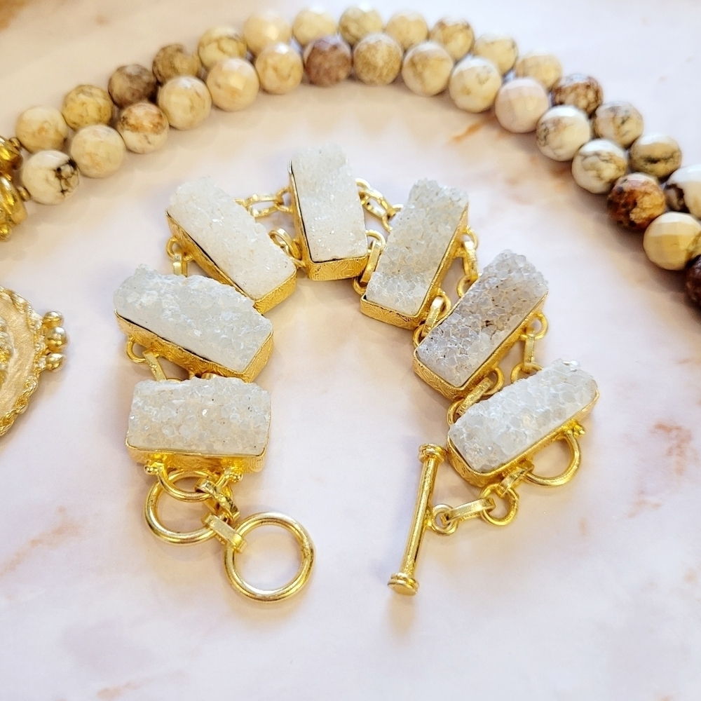 Handcrafted Geo White Sugar Druzy Quartz Gold Toggle Link Bracelet